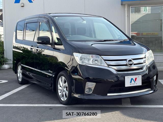 Nissan SERENA 2013-05 8726976-17