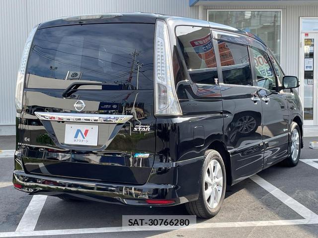 Nissan SERENA 2013-05 8726976-18