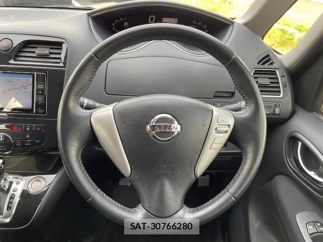 Nissan SERENA 2013-05 8726976-7