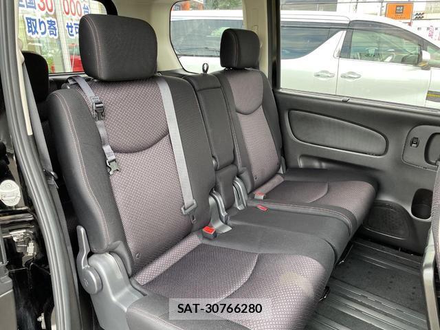 Nissan SERENA 2013-05 8726976-9
