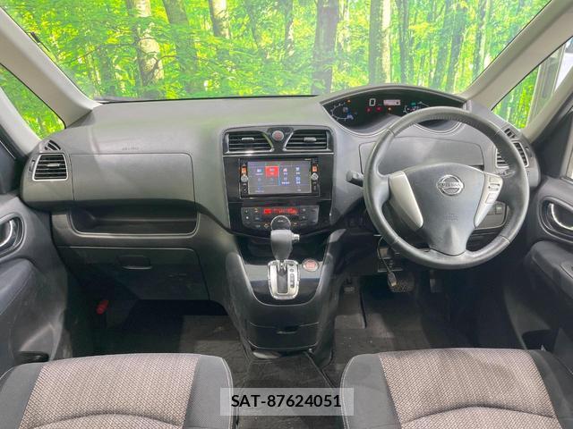 Nissan SERENA 2014-09 8727097-1