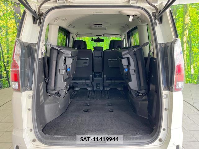 Nissan SERENA 2018-03 8727099-10