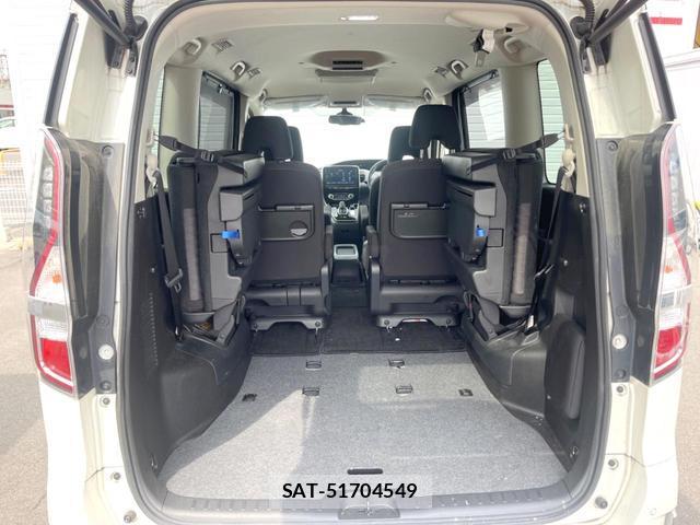 Nissan SERENA 2019-12 8727396-10