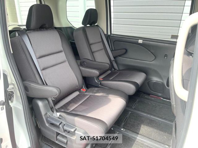 Nissan SERENA 2019-12 8727396-8