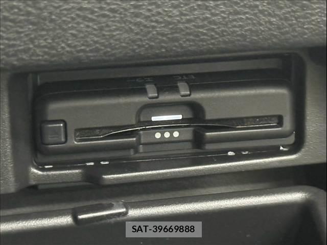 Nissan SERENA 2021-12 8727719-8