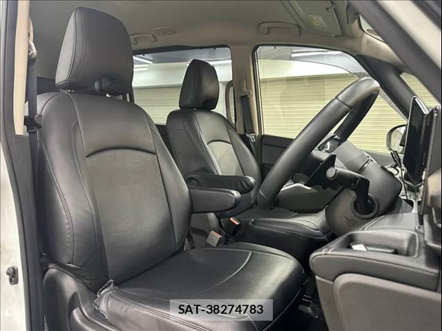 Nissan SERENA 2024-05 8727720-9