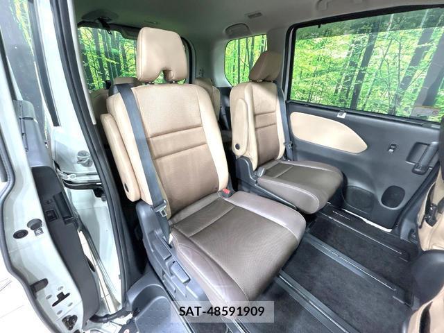 Nissan SERENA 2019-03 8727882-9