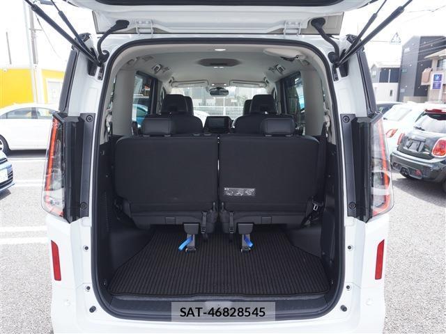 Nissan SERENA 2025-09 8727948-12