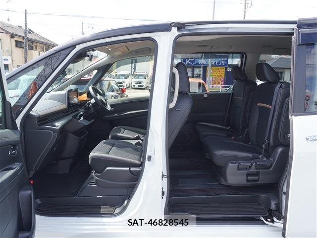 Nissan SERENA 2025-09 8727948-6