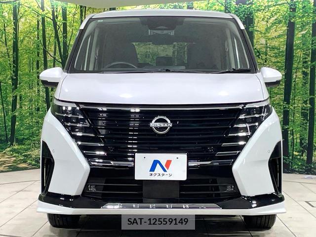 Nissan SERENA 2023-01 8728031-14