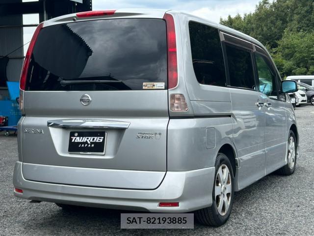 Nissan SERENA 2010-03 8728077-1
