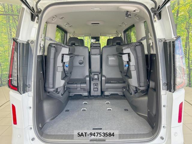 Nissan SERENA 2023-08 8728367-10