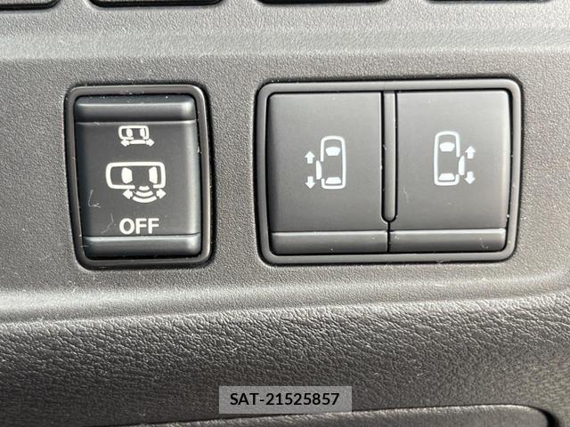 Nissan SERENA 2018-03 8728376-7