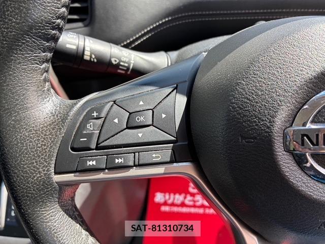 Nissan SERENA 2017-01 8728398-13