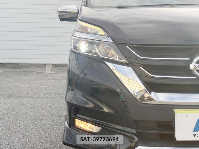Nissan SERENA 2017-03 8728431-13