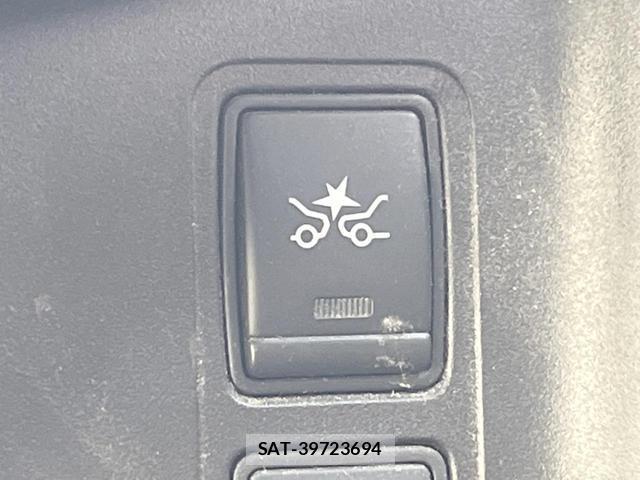 Nissan SERENA 2017-03 8728431-6