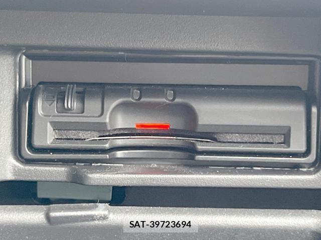 Nissan SERENA 2017-03 8728431-7