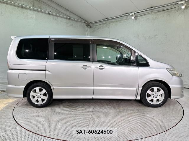 Nissan SERENA 2008-09 8728545-11