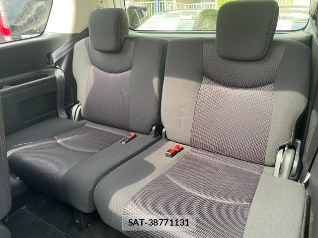 Nissan SERENA 2013-11 8728589-12