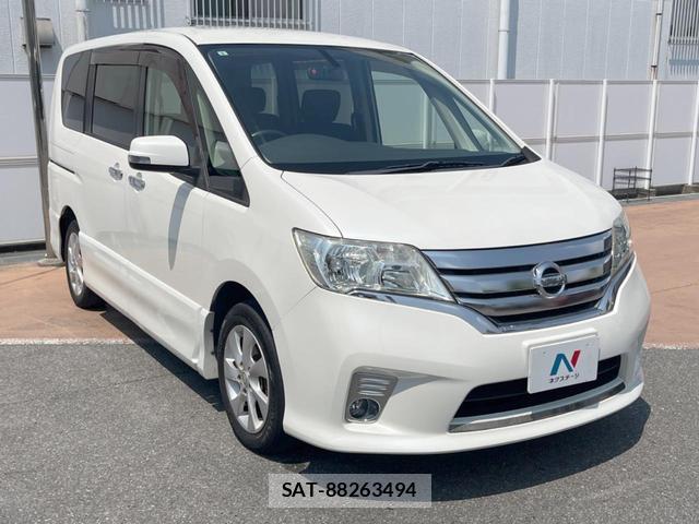Nissan SERENA 2011-10 8728646-15