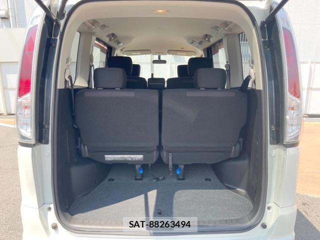 Nissan SERENA 2011-10 8728646-9