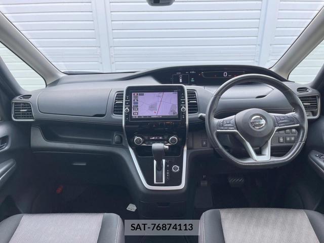Nissan SERENA 2018-01 8728802-1