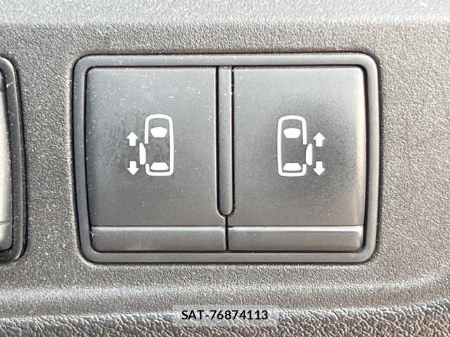Nissan SERENA 2018-01 8728802-6