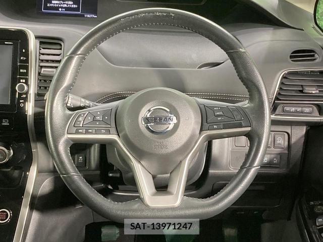 Nissan SERENA 2016-09 8728858-11