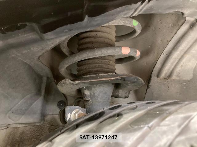 Nissan SERENA 2016-09 8728858-19