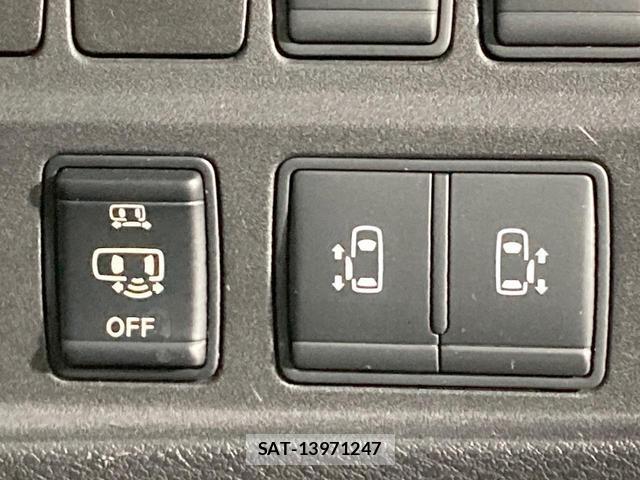 Nissan SERENA 2016-09 8728858-5