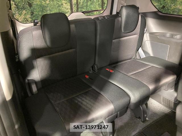 Nissan SERENA 2016-09 8728858-9