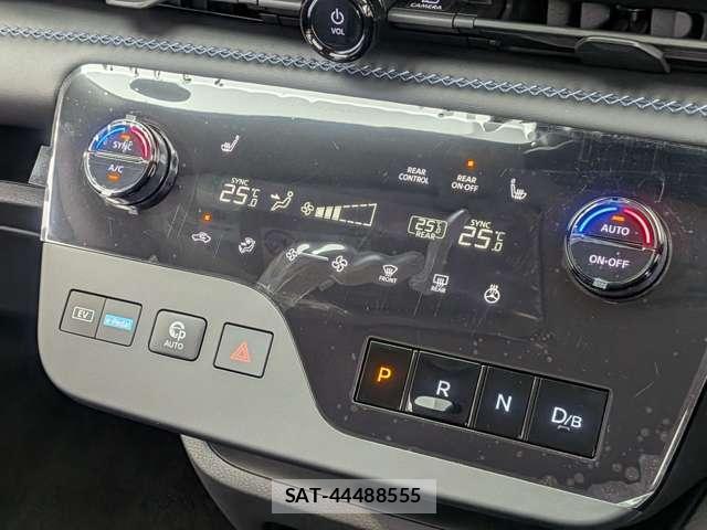 Nissan SERENA 2026-02 8728921-14