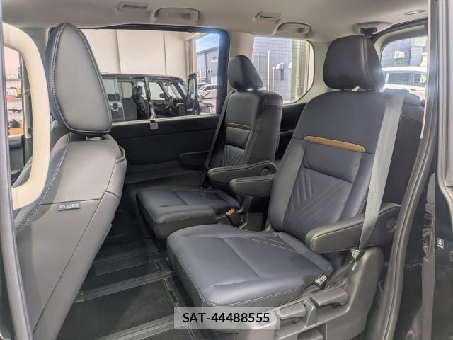 Nissan SERENA 2026-02 8728921-18