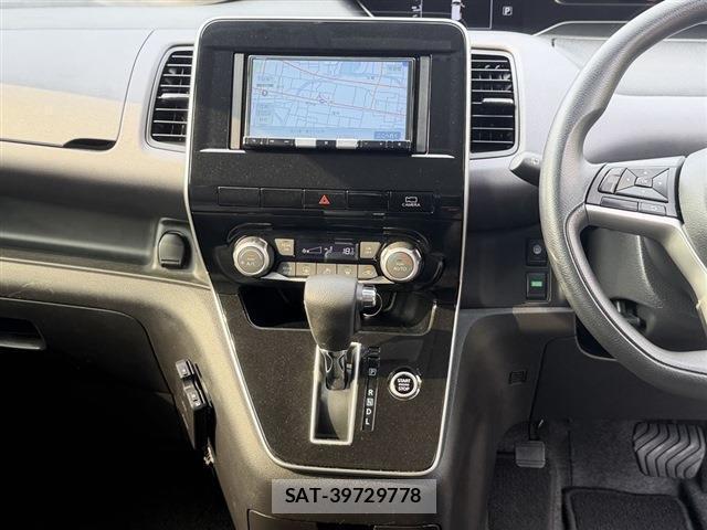 Nissan SERENA 2022-07 8728974-16