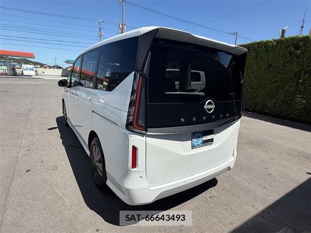 Nissan SERENA 2023-07 8728976-15