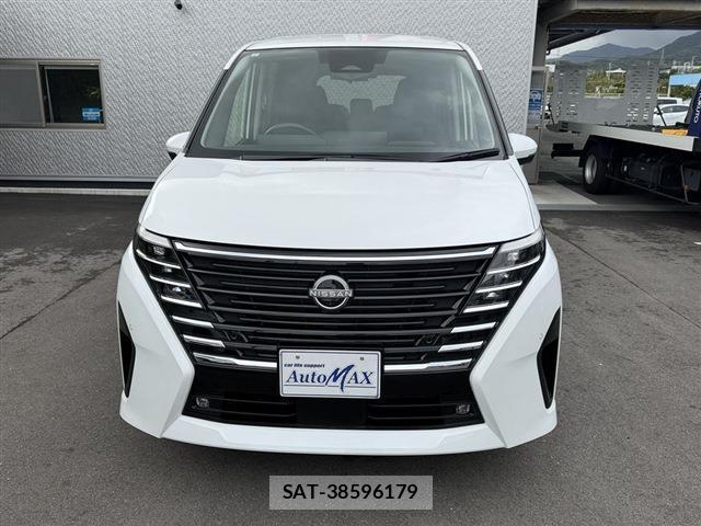 Nissan SERENA 2023-07 8728984-4
