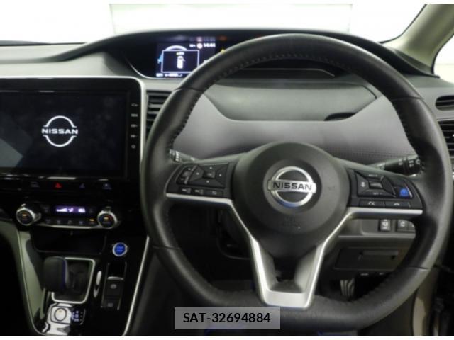 Nissan SERENA 2022-01 8729288-2