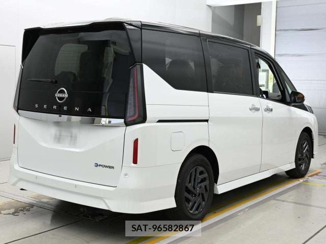 Nissan SERENA 2026-08 8729429-1