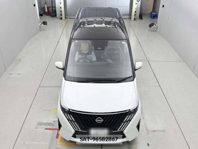 Nissan SERENA 2026-08 8729429-10