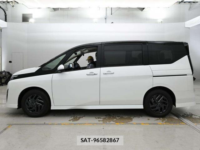 Nissan SERENA 2026-08 8729429-7
