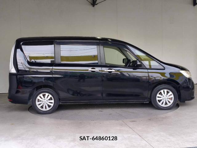 Nissan SERENA 2013-03 8729479-3