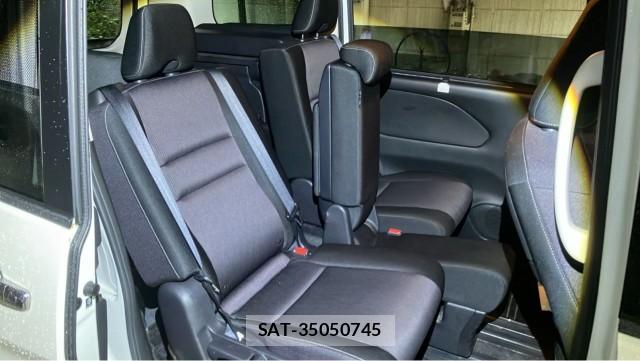 Nissan SERENA 2018-01 8729538-6