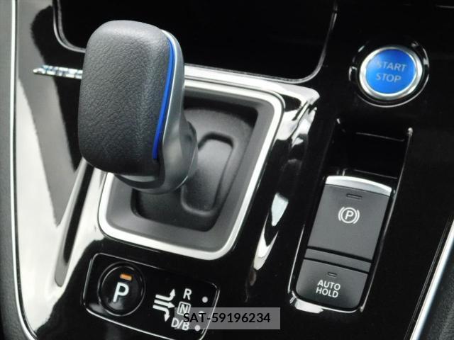 Nissan SERENA 2022-03 8730195-15