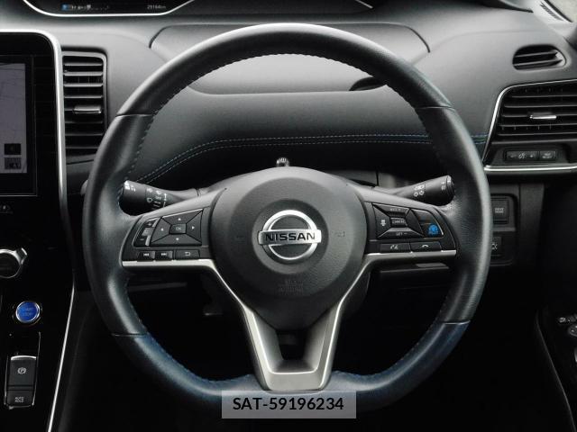 Nissan SERENA 2022-03 8730195-17