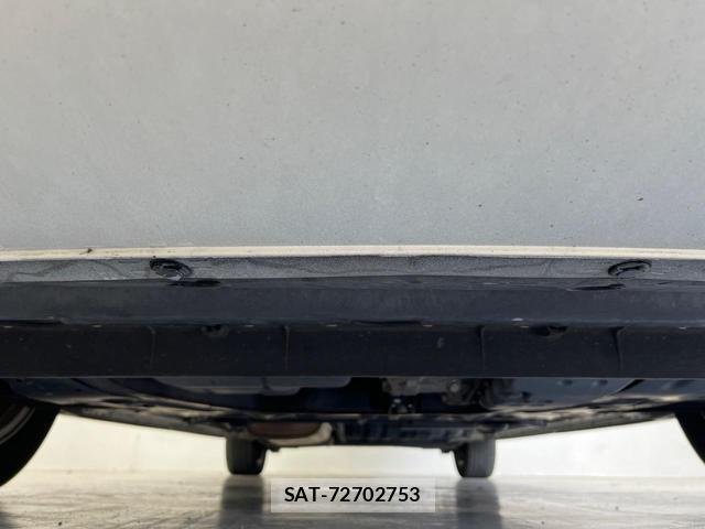 Nissan SERENA 2016-01 8730207-13