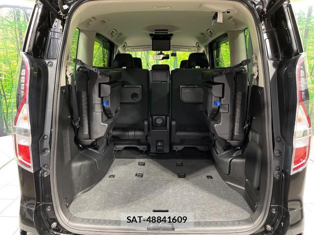 Nissan SERENA 2021-10 8730243-10