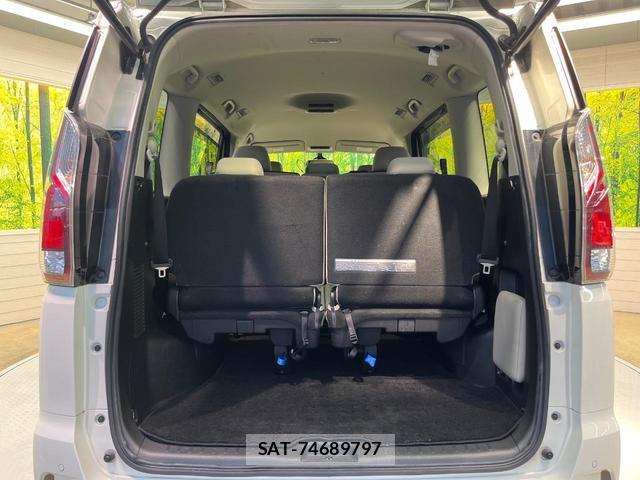 Nissan SERENA 2016-10 8730836-10