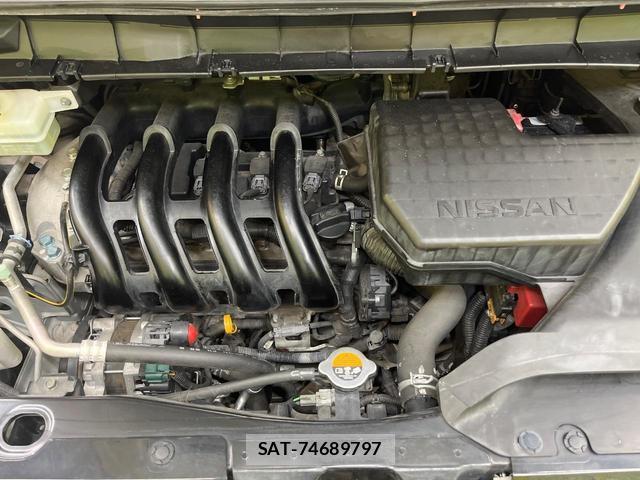 Nissan SERENA 2016-10 8730836-17