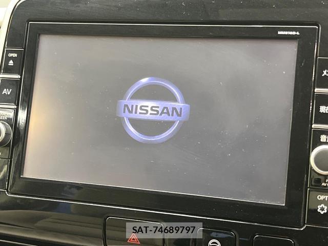 Nissan SERENA 2016-10 8730836-2