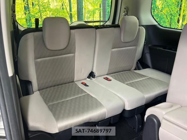 Nissan SERENA 2016-10 8730836-9